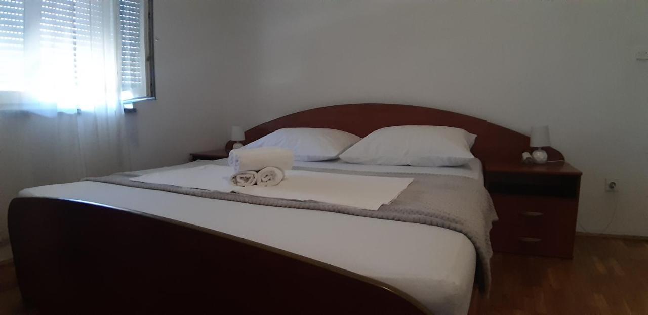Apartment Elena Galovac  المظهر الخارجي الصورة