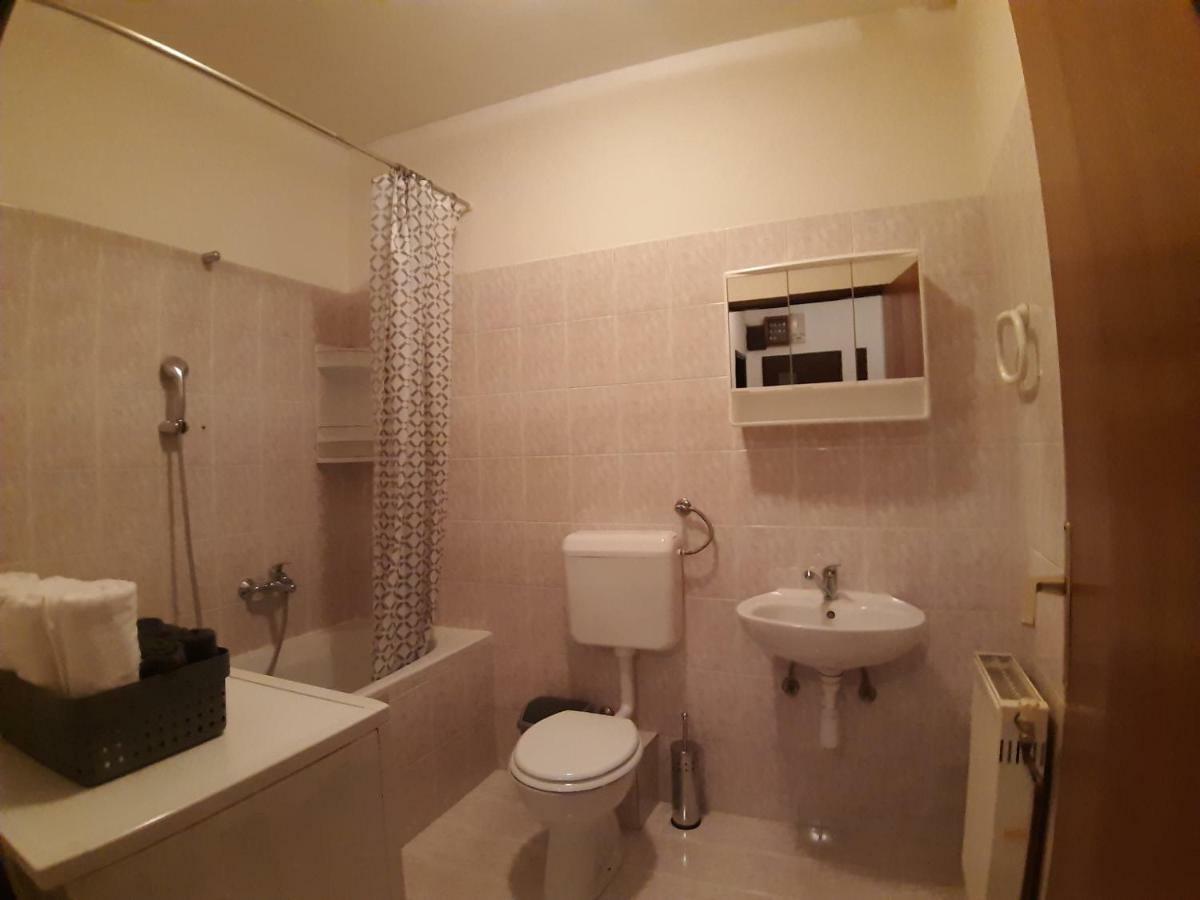 Apartment Elena Galovac  المظهر الخارجي الصورة